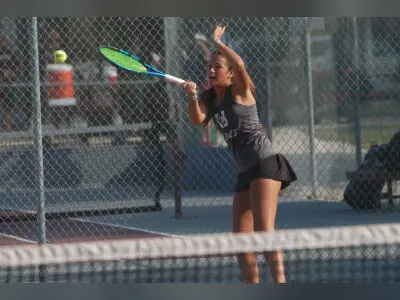 UHS, Medina Valley vie in team tennis on Aug. 28