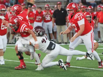 Fredericksburg shuts out Uvalde in district opener