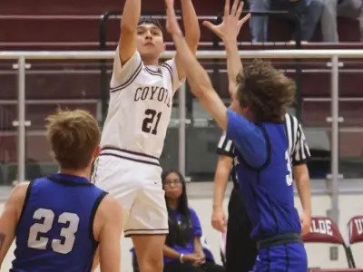 Coyotes’ Teddy Bear Throw set Dec. 16
