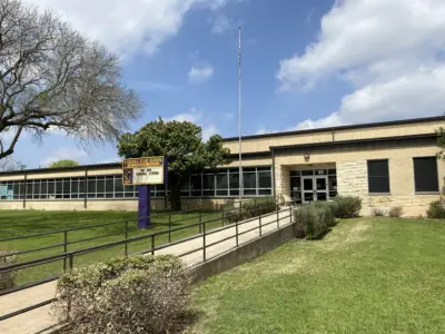 Sabinal schools awarded $700,000 in grants