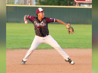 Coyotes host Carrizo Springs in district April 21