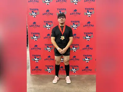 La Pryor  powerlifter wins state championship