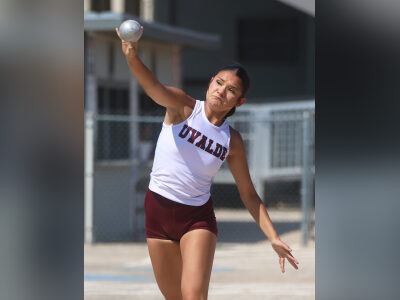 UHS girls place second in Cotulla Relays